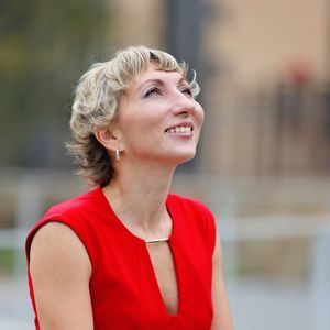 Meet your Posher, Alla